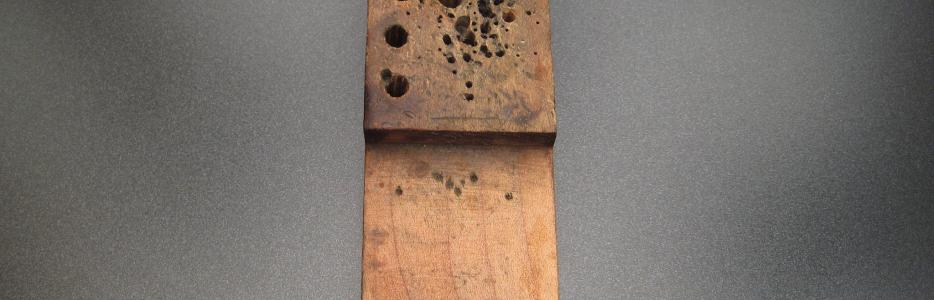 My old bench pin which now is the drawplate for chain.